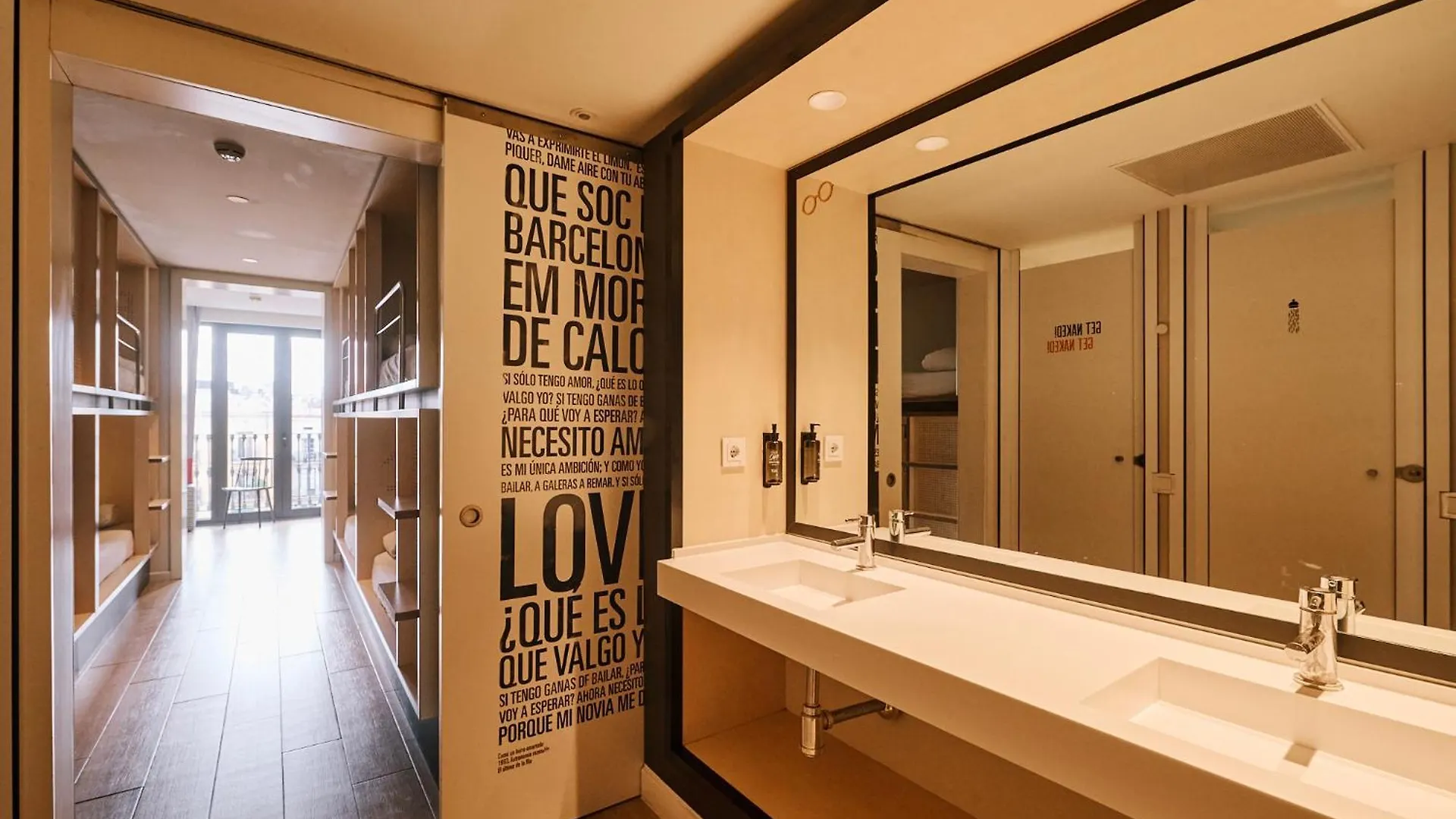TOC Hostel Barcelona